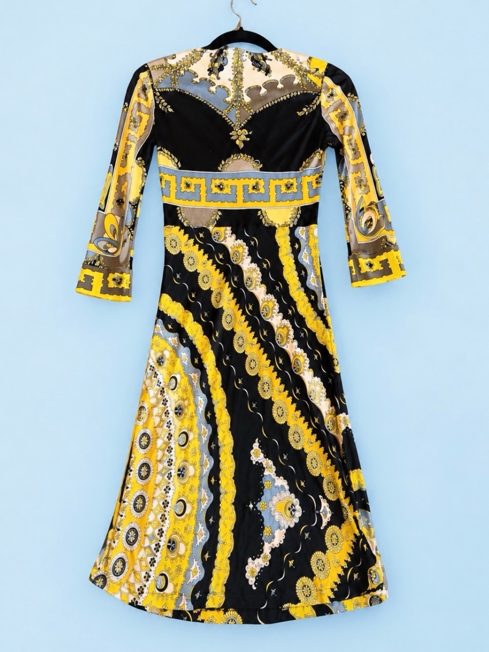 Authentic -Emilio Pucci Navy, Yellow & Gray Twist- half sleeve dress